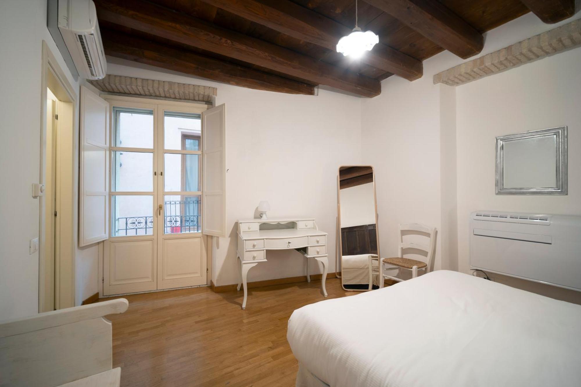Suite Martini Al Castello Κάλιαρι Εξωτερικό φωτογραφία