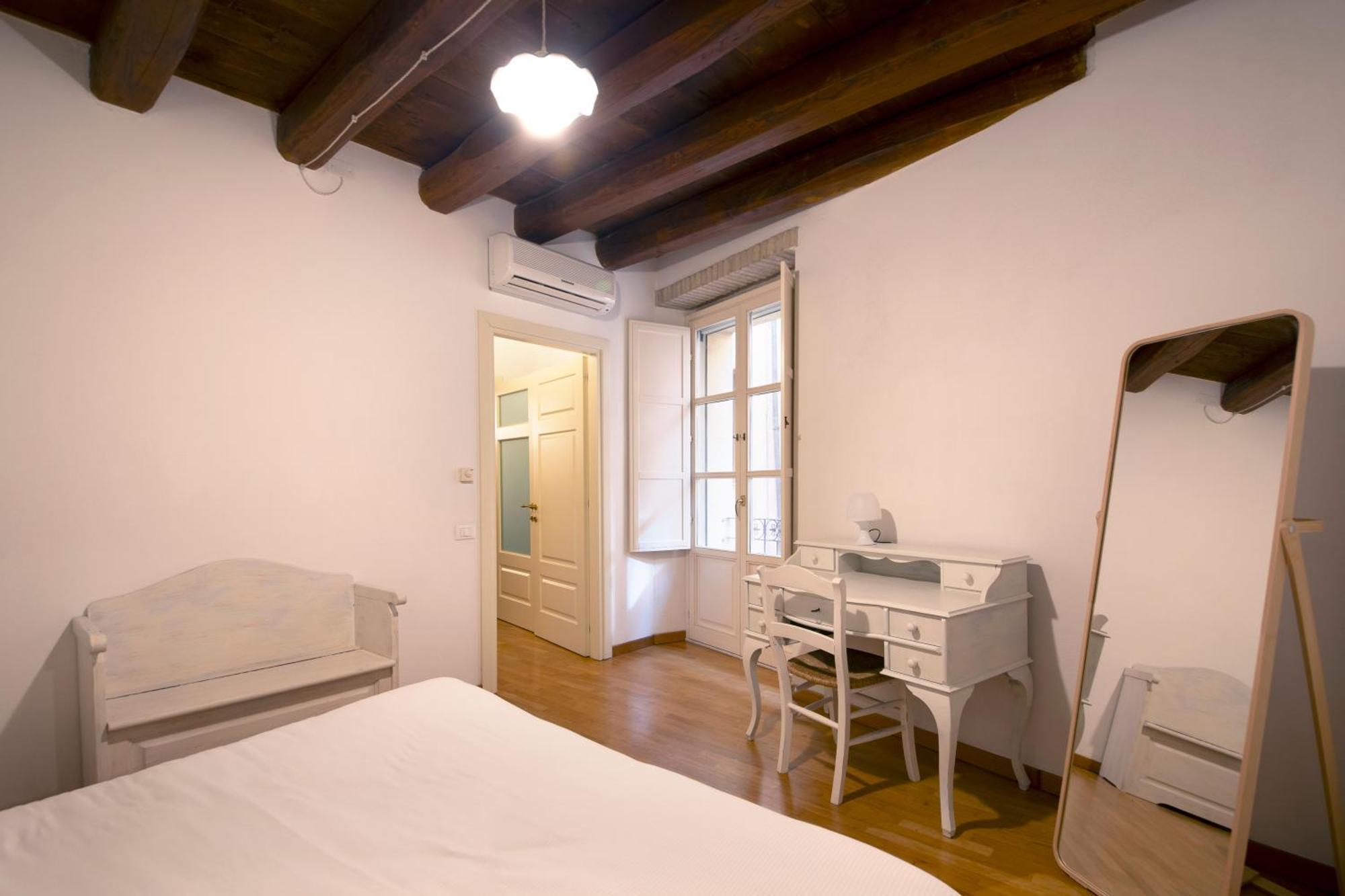 Suite Martini Al Castello Κάλιαρι Δωμάτιο φωτογραφία